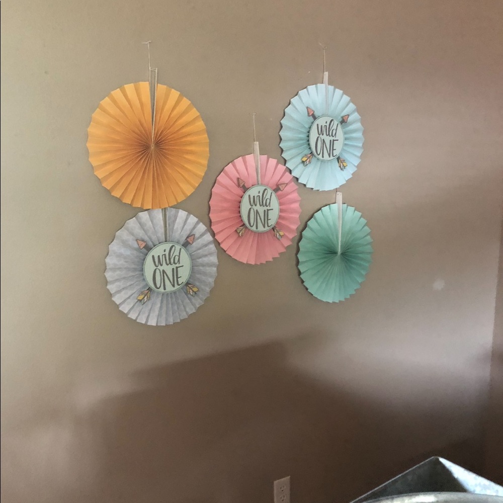 Party decor - Picture 2 of 8